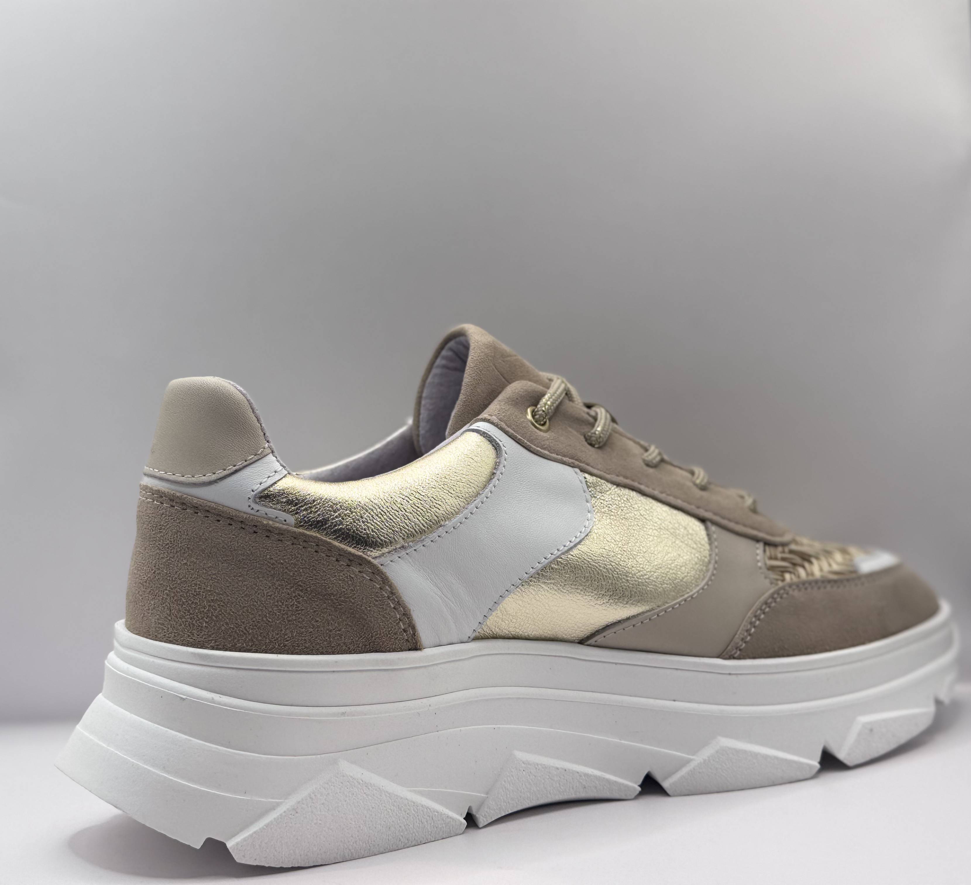 Bridge Dames Sneaker Taupe — Platform | Suède & Goud