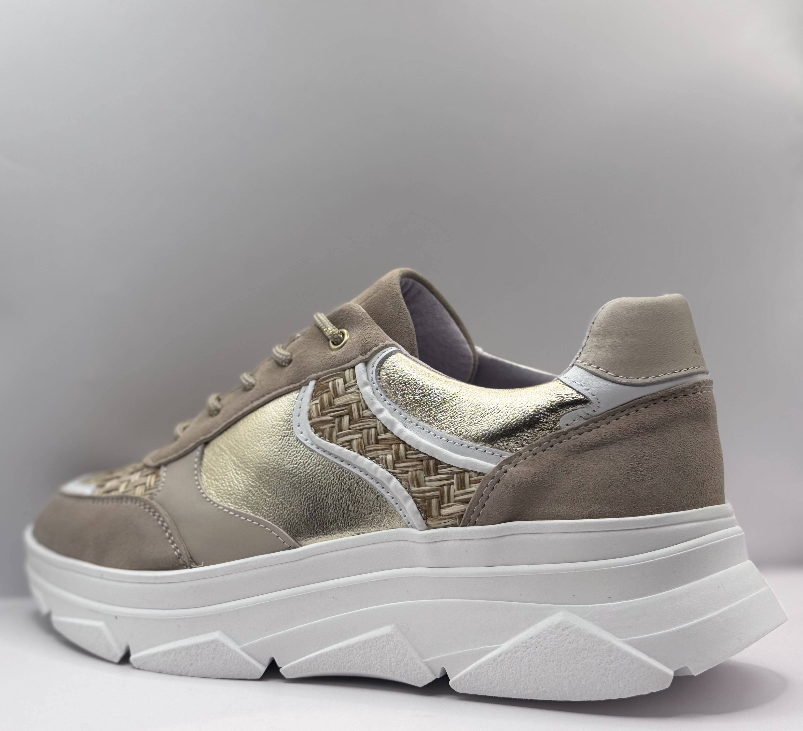 Bridge Dames Sneaker Taupe — Platform | Suède & Goud
