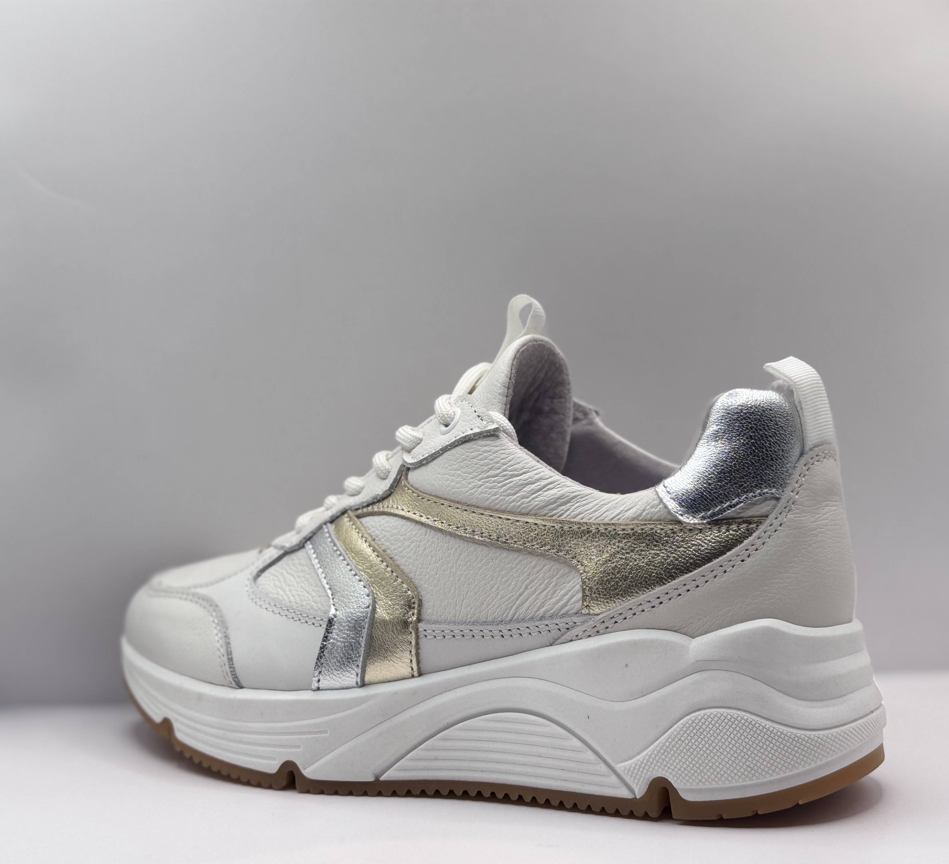 Bridge Dames Sneaker Wit — Platform | Leer met Goud & Zilver