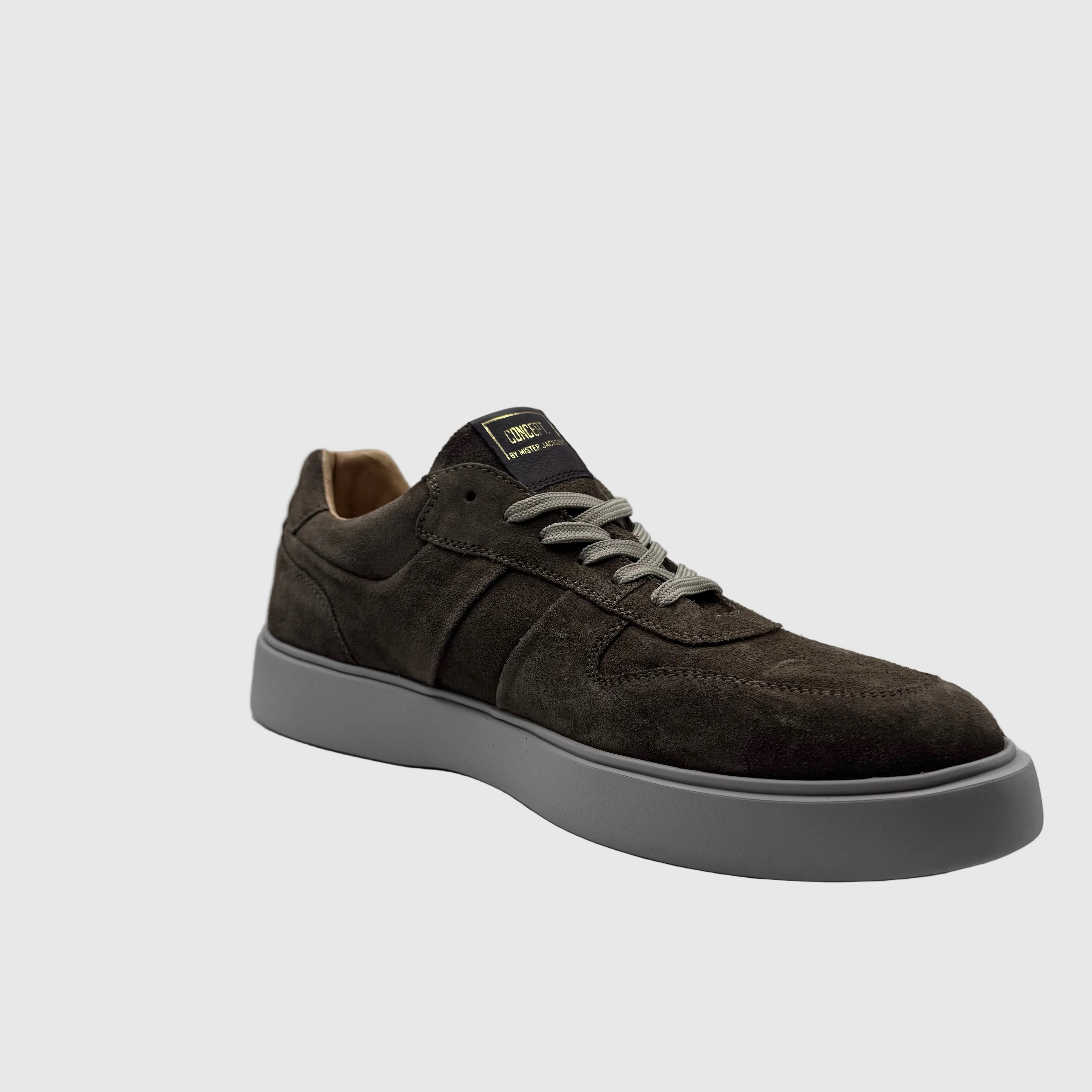 Concept Heren Sneaker Grijsbruin — Gouden Merklabel | Suède