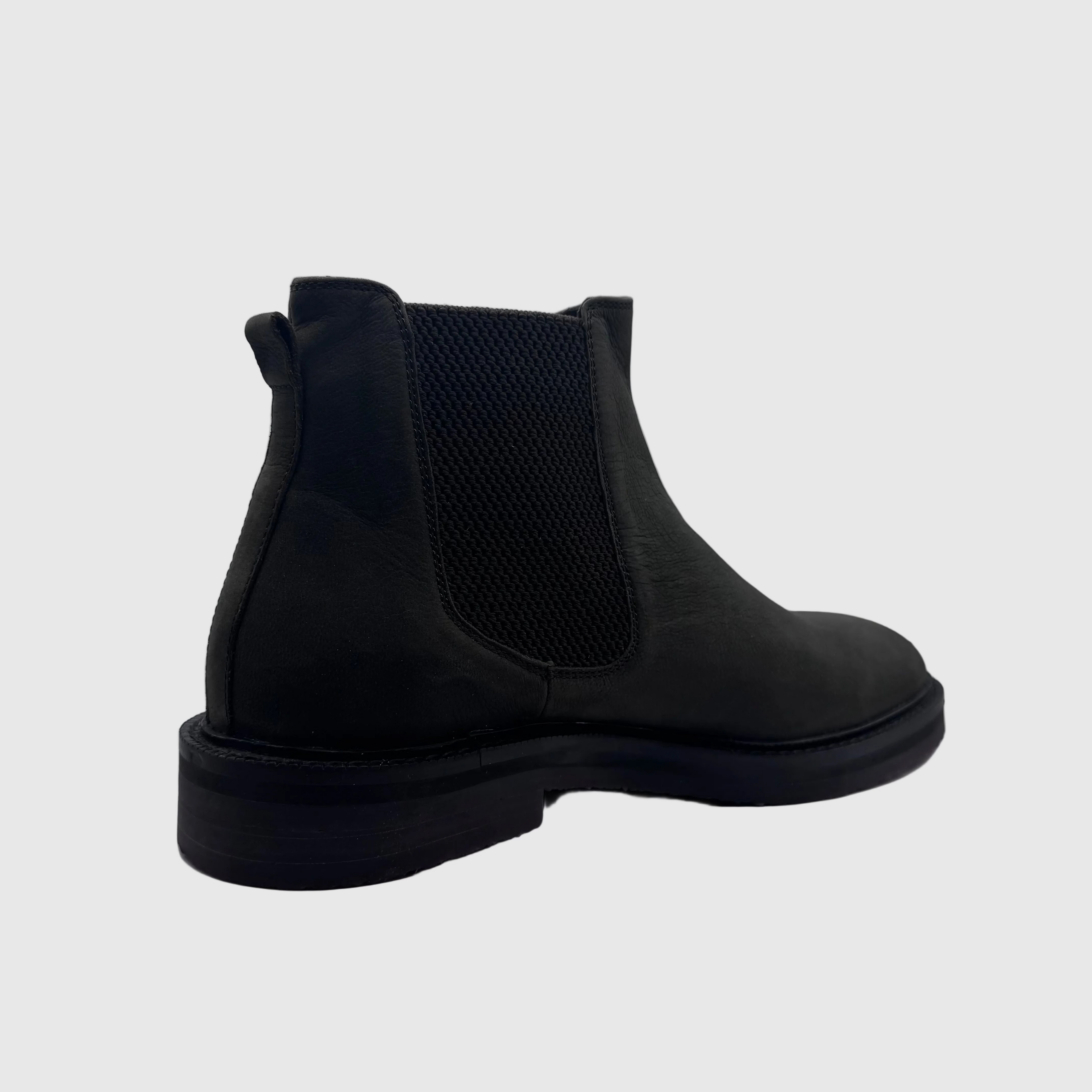 Concept Heren Chelseaboot Zwart — Trekstrip-lus | Nubuck