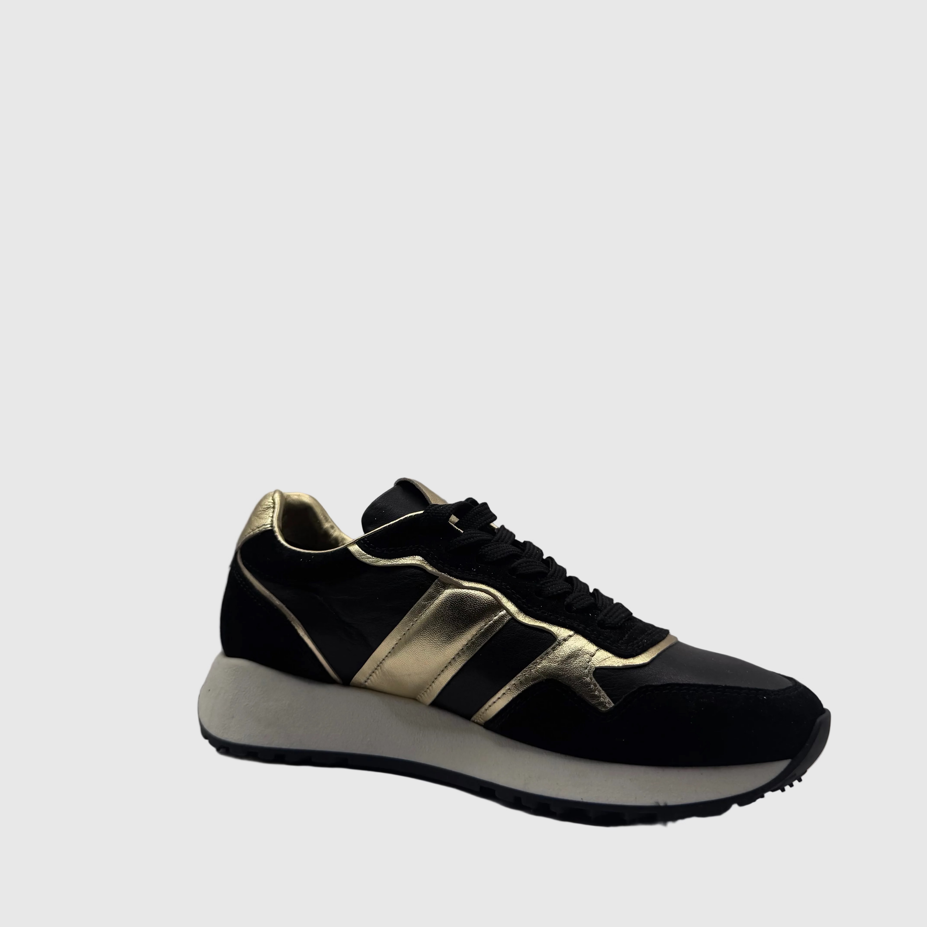 HIP Dames Sneaker Zwart — Gouden Streep | Leer