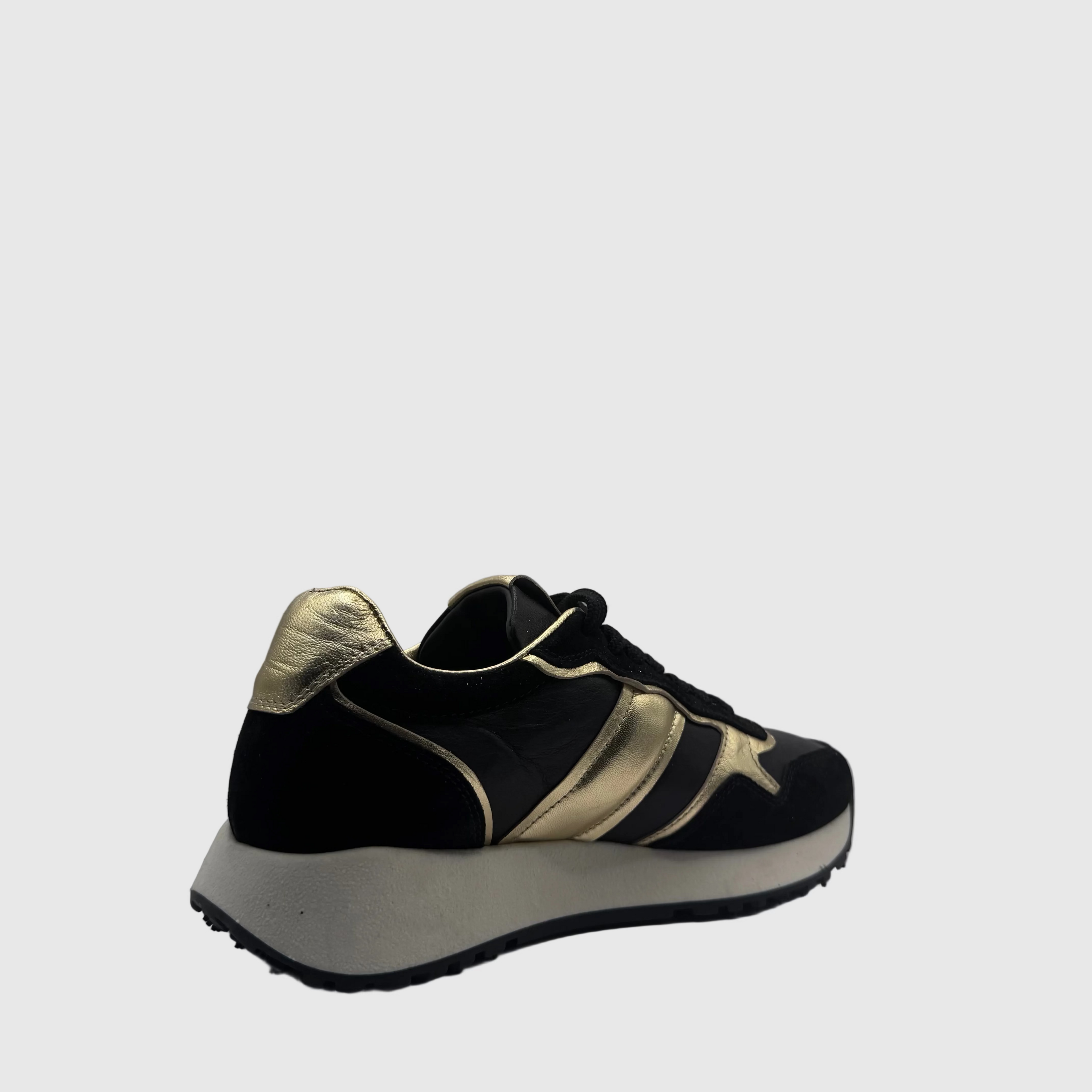 HIP Dames Sneaker Zwart — Gouden Streep | Leer